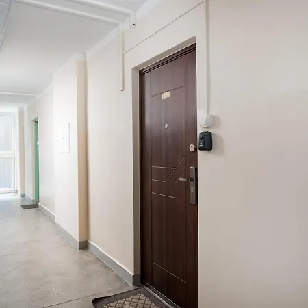 Chlodna Downtown By Bookinghost ורשה