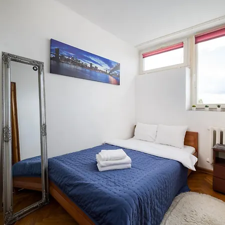 Apartman Chlodna Downtown By Bookinghost Varsó