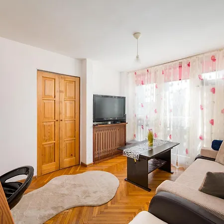Chlodna Downtown By Bookinghost Apartman Varsó